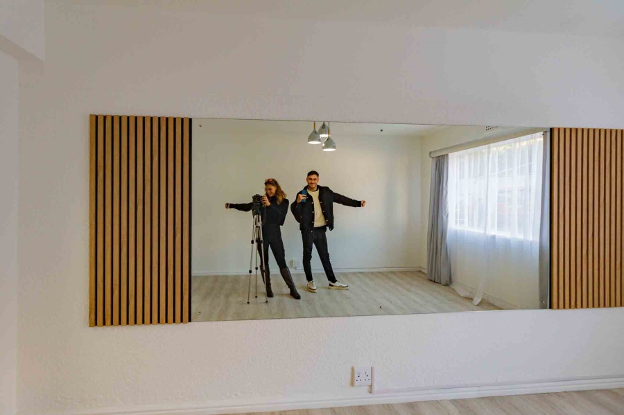 2 Bedroom Property for Sale in Woodstock Western Cape